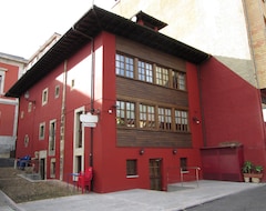 Otel La Posada De Barro (Infiesto, İspanya)