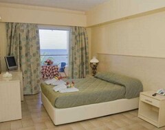 Hotelli Coral Beach (Karousades, Kreikka)