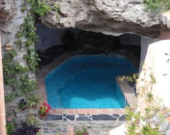 Cijela kuća/apartman Typical Andalusian Villagehouse,Patio,Roof Top Terrace,Solarheated Cave Jacuzzi. (Motril, Španjolska)