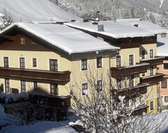 Landhotel Almrosl (Hüttschlag, Austria)