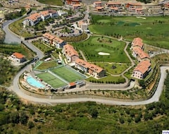 Hotel Castellaro GolfResort (Castellaro, Italy)
