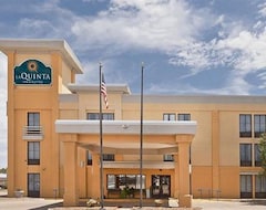 Khách sạn La Quinta By Wyndham Salina (Salina, Hoa Kỳ)