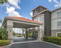 Hotel Comfort Inn & Suites Port Charlotte-Punta Gorda (Port Charlotte, Sjedinjene Američke Države)