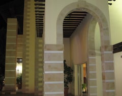 Otel Atlantis Holiday Village (Ayia Napa, Kıbrıs)