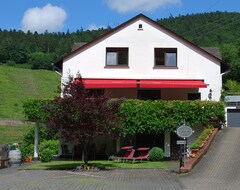 Otel Gästehaus Grünewald (Zell, Almanya)