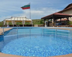 Hotel Shato  Trendafiloff (Chirpan, Bulgaria)