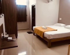 Otel Sharada Residency (Somwarpet, Hindistan)