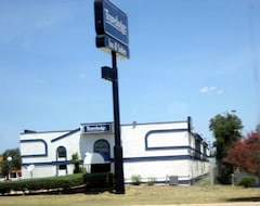 Khách sạn Travelodge Inn & Suites San Antonio near Fort Sam (San Antonio, Hoa Kỳ)