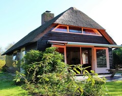 Toàn bộ căn nhà/căn hộ Beautiful Holiday Home With Boat (Giethoorn, Hà Lan)