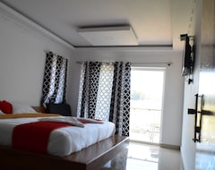 Hotel Runs Residency (Udhagamandalam, India)