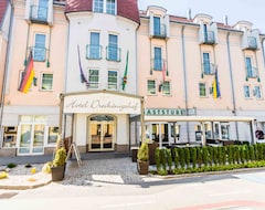 Hotelli Familie Hopfeld - Hotel Dreikonigshof (Stockerau, Itävalta)