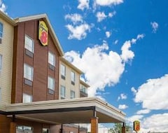 Hotel Super 8 By Wyndham Mont Laurier (Mont-Laurier, Canada)