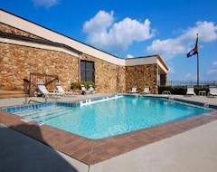Khách sạn Comfort Inn & Suites Near Danville Mall (Danville, Hoa Kỳ)