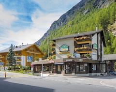 Typically Swiss Hotel Täscherhof (Täsch, Switzerland)