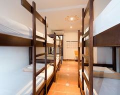 Khách sạn Oasis Backpackers' Hostel Granada (Granada, Tây Ban Nha)