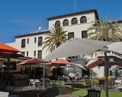 Khách sạn Hotel El Castell (San Baudilio de Llobregat, Tây Ban Nha)