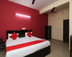Khách sạn OYO 26782 Mehak Palace (Noida, Ấn Độ)