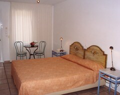 Iason Hotel Apartments (Kardamyla, Yunanistan)