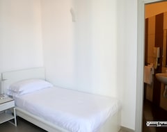 Up Hotel (Napoli, Italien)