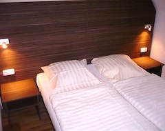 Hotel Ariana (Colonia, Alemania)