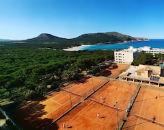 Hotel & Spa S'Entrador Playa (Cala Ratjada, Spain)