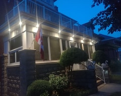 Hotelli Ambassadors Inn Next Door (Stratford, Kanada)