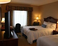 Khách sạn Hampton Inn & Suites Pittsburg (Pittsburg, Hoa Kỳ)