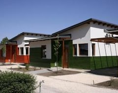 Entire House / Apartment Tisza-Parti Termalfurdo Apartments (Cserkeszölö, Hungary)