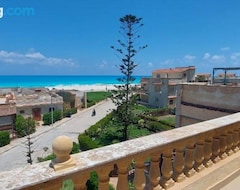 Cijela kuća/apartman 5 Bedroom Villa With Breathtaking Sea View & Roof Penthouse At Badr Village Resort (El Alamein, Egipat)