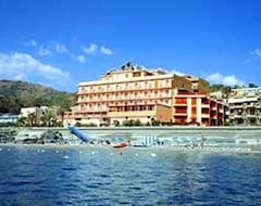 Khách sạn Hotel Kennedy (Sant'Alessio Siculo, Ý)