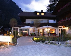 Khách sạn Berghotel Hois (Heiligenblut, Áo)