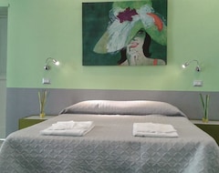 Bed & Breakfast Dsquare Accommodation (Napulj, Italija)