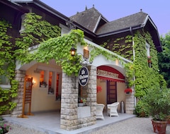 Hotel Relais & Château Ombremont - Jean Pierre Jacob - Le Bateau Ivre (Le Bourget-du-Lac, France)