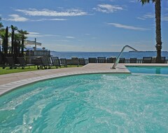 Khách sạn Villa Capri (Gardone Riviera, Ý)