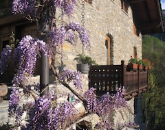Casa rural Maison Lo Triolet (Introd, Ý)