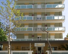 Otel Ca' Vanni (Rimini, İtalya)