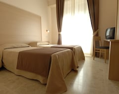 Khách sạn Hotel Ede (Caramanico Terme, Ý)