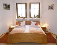 Toàn bộ căn nhà/căn hộ Dormitory Room - Small Room (Heiligenstadt, Đức)