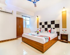Otel FabExpress D Comfort Residency Vasant Kunj (Delhi, Hindistan)