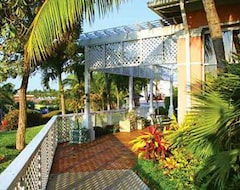 Khách sạn Comfort Suites Paradise Island (Đảo Paradise City, Bahamas)