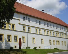 Khách sạn Schlosshotel am Hainich (Behringen, Đức)