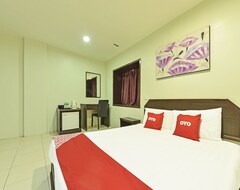 Khách sạn Capital O 90545 Ho Hotel (Malaka, Indonesia)
