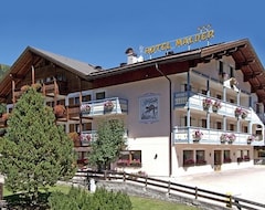 Khách sạn Hotel Malder (Soraga, Ý)