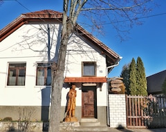 Toàn bộ căn nhà/căn hộ Bakonyi Vadasz Haza (Bakonycsernye, Hungary)