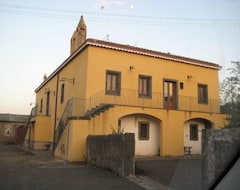 Otel Casale Del Feudo (Randazzo, İtalya)