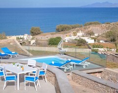 Hotel Queen Of Santorini (Monolitos, Grčka)