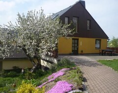 Cijela kuća/apartman Country House Style, 80 M², Sun Terrace, Playground, 2 Bedrooms, Up To 5 People (Oederan, Njemačka)