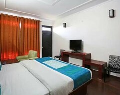 Khách sạn Grand Himalayan Hotel (Nainital, Ấn Độ)