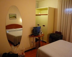 Hotel Ideal (Perugia, İtalya)