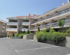 Khách sạn Kompleks MG (Momchilgrad, Bun-ga-ri)